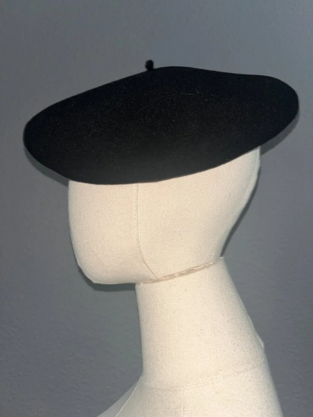 Hermès Bonnie Beret Black 100% Merino Wool Clou de Sel Hat New with Tags Size 58